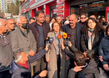DBP Eş Genel Başkanı Aydeniz: Bu siyasi darbe operasyonları da elbet boşa çıkacaktır