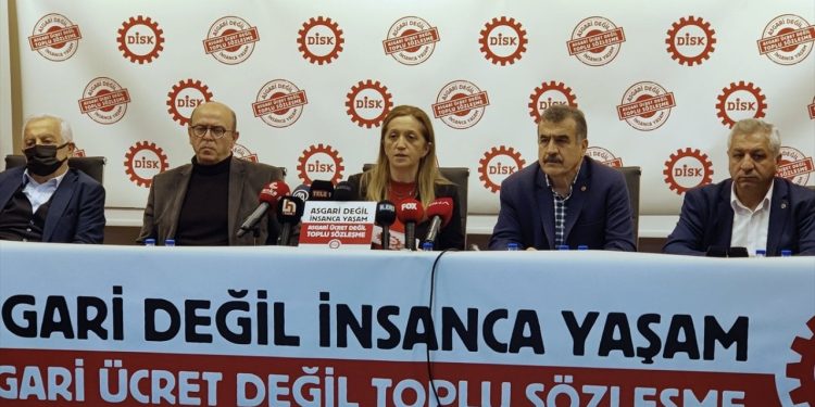 DİSK: Asgari ücret 13 bin 200 lira olmalı