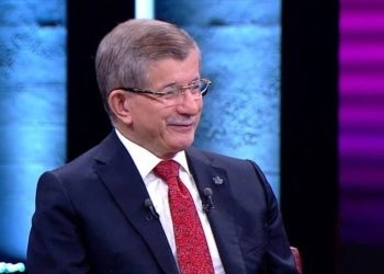 Davutoğlu: 6'lı masayı hep beraber kurduk, 2 liderin bu masayı dağıtma hakları yok