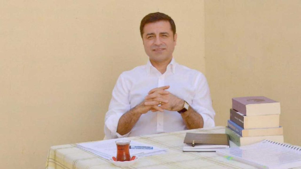 Demirtaş: Savcılık da Soylu’nun görevinin hakaret etmek olduğunu resmi olarak kabul etti