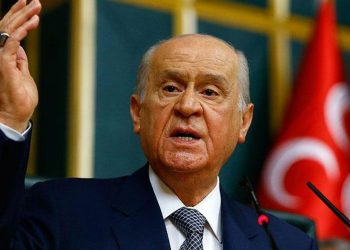 Devlet Bahçeli 'bazı gazeteci ve siyasetçileri' böyle hedef aldı: 'Doğalgazları kesilsin'