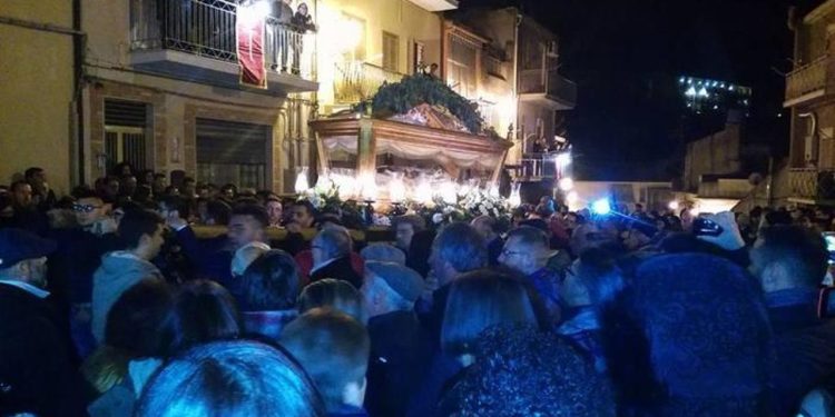 Dini töreni Cosa Nostra liderinin evine yönlendiren mafya üyelerine 80 yıl hapis