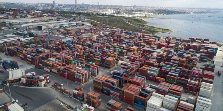 Dış ticaret açığı 100 milyar dolara ulaştı