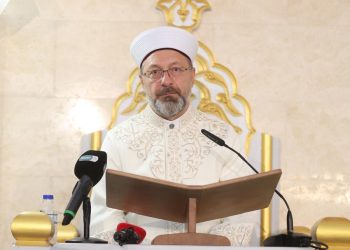Diyanet İşleri Başkanı Erbaş yine istismara dair tek laf etmedi