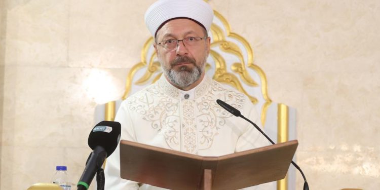 Diyanet İşleri Başkanı Erbaş yine istismara dair tek laf etmedi