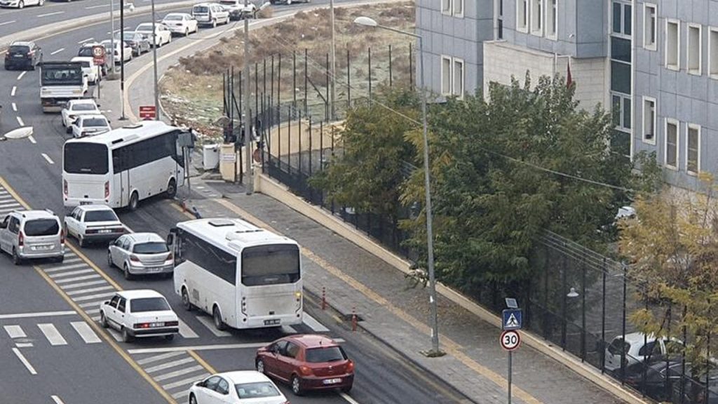 Diyarbakır'daki patlamaya ilişkin dört tutuklama