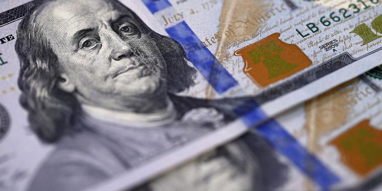 Dolarda kritik haftaya girilirken belirsizlik sürüyor!