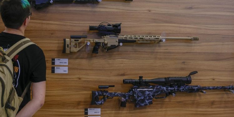 Dünyada silah şirketlerinin satışları 7 yıldır artıyor