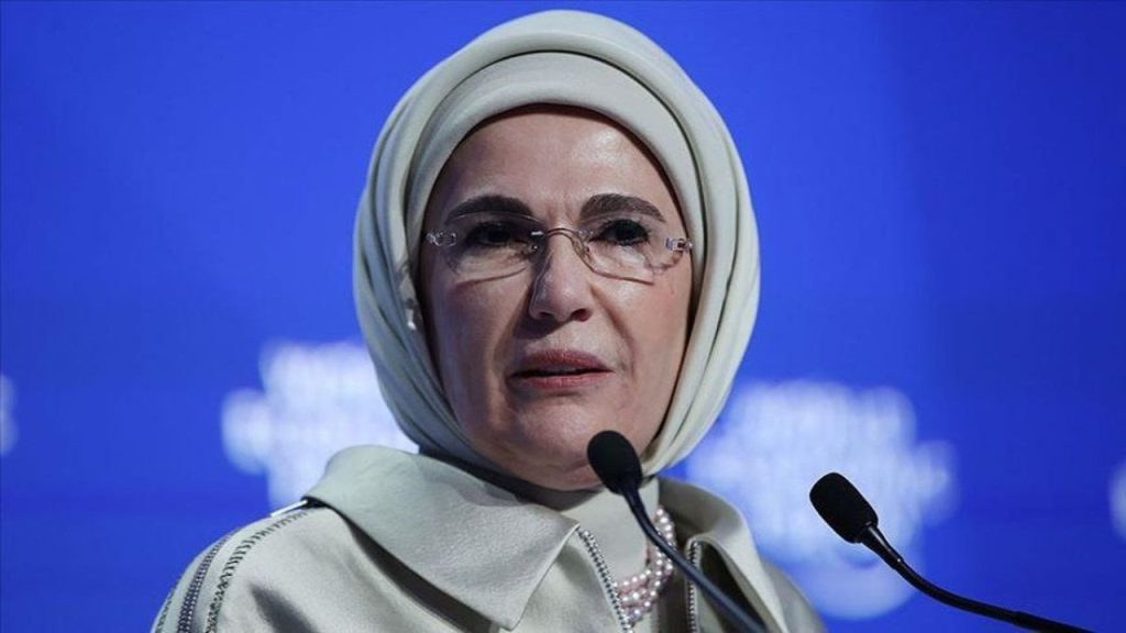 'Emine Erdoğan için Bakanlıkta komisyon kuruldu' iddiası Meclis’te