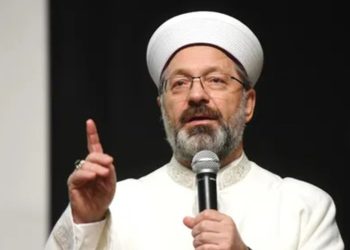 Erbaş 'çocuk istismarına' ses çıkarmadı, 'Türk aile yapısını' anlattı