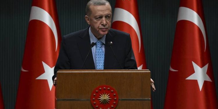 Erdoğan, doğalgaz müjdesi alkışlanmayınca uyardı: Yanlış iş mi yaptık?