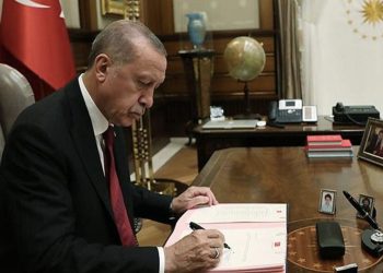 Erdoğan, dokuz büyükelçiyi görevden aldı