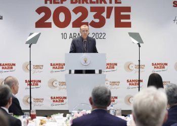 Erdoğan'ın 'seçim' tedirginliği; Konuşmasında Altılı Masa aşağı Altılı Masa yukarı