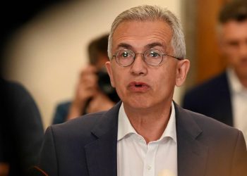 Eski Frankfurt Belediye Başkanı’na yolsuzluktan para cezası
