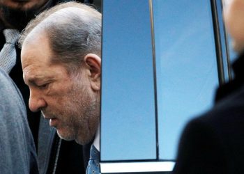 Eski yapımcı Harvey Weinstein tecavüz ve cinsel saldırıdan suçlu bulundu