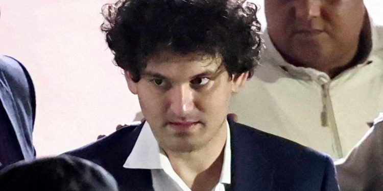 FTX'in eski CEO'su 250 milyon dolar kefaletle serbest bırakıldı