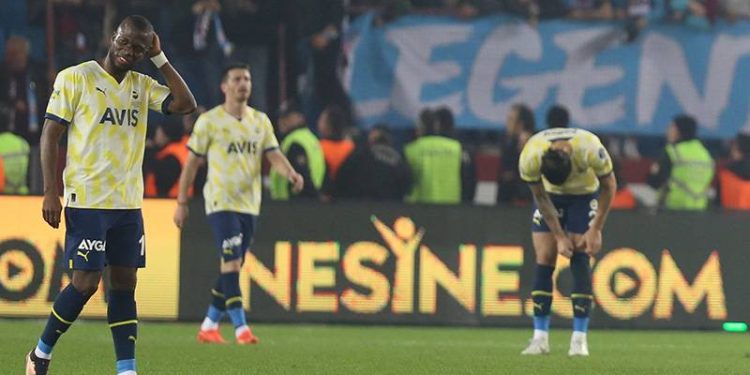 Fenerbahçe'nin 3'lü sistemde kaybı daha çok