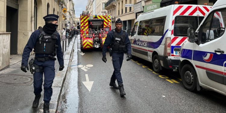Fransız siyasetçilerden Kürtleri hedef alan saldırıya tepki