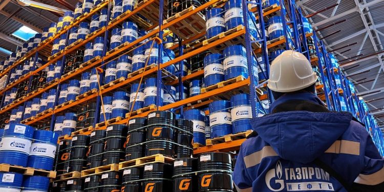 G7, Rus petrolüne tavan fiyatı duyurdu, Ukrayna tatmin olmadı