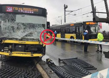 Galata Köprüsü üzerinde kaza: Balık tutan iki kişi ve bir yolcu yaralı