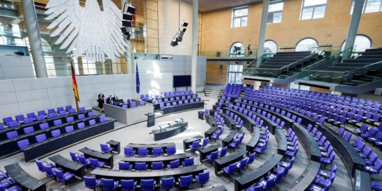 'Göç Yasası Reformu' Alman parlamentosunda tartışılmaya başlandı