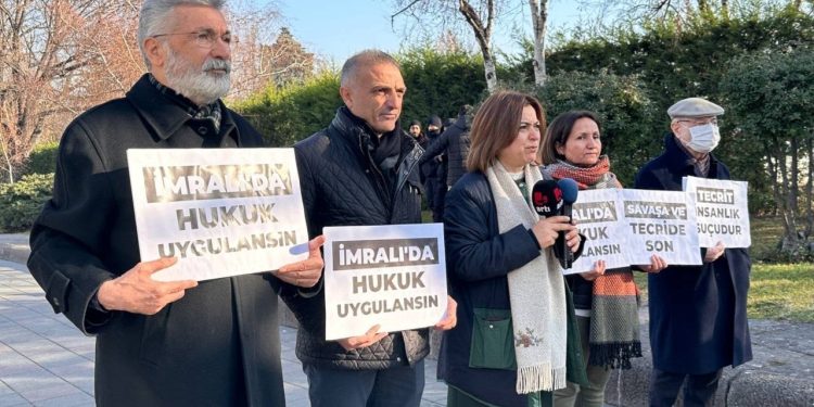 HDP milletvekilleri tecride karşı yürüdü: 'Zamana yayılan idam'