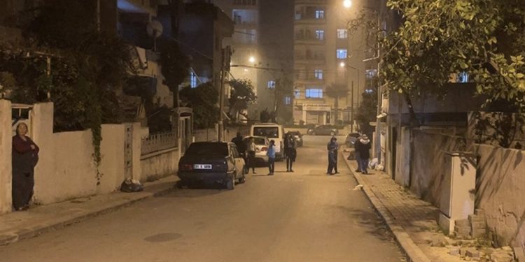 Hatay'da deprem: Hasar gören 5 ev mühürlendi