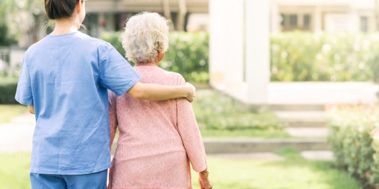 Huzurevi ile yaşlı bakım merkezlerine yüzde 80 zam