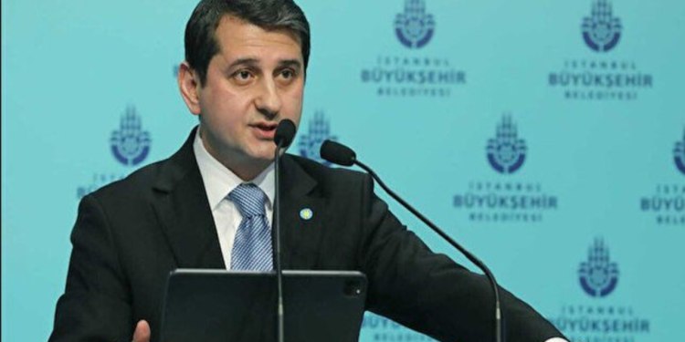 İYİ Partili Özkan'dan, İBB'ye 'çöpünü toplamaktan aciz' diyen Soylu'ya yanıt: Sayın Bakan, Büyükşehir Belediyeleri çöp toplamaz