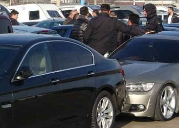 İkinci el otomobil piyasası yeniden hareketlendi: Fiyatlar düştü mü?