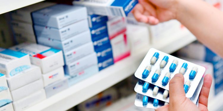 İlaç fiyatlarına ‘kur’ ayarı; yüzde 37 oranında zamlandı!