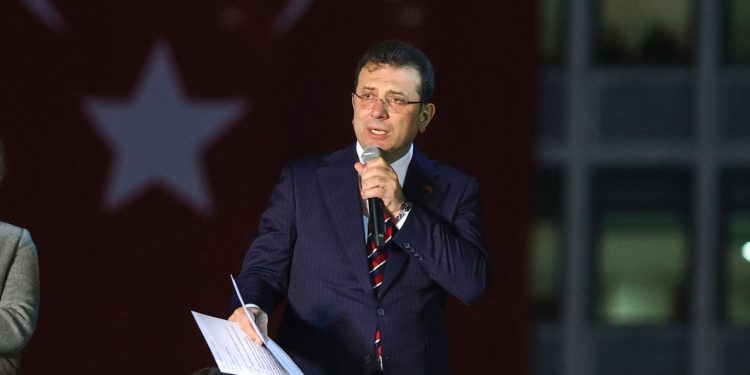 İmamoğlu: Bizim tarafımızdaymış gibi görünen ama iktidar dilini kullananlar var
