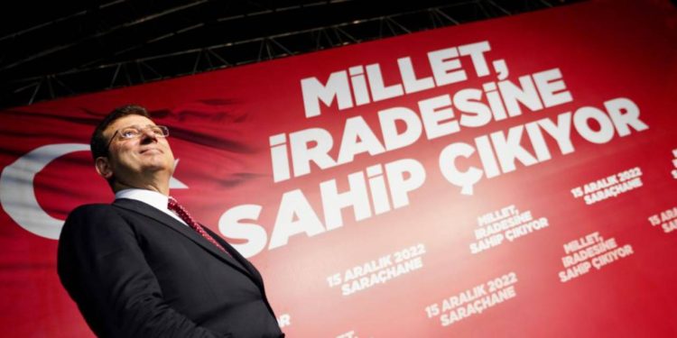 İmamoğlu: Saraçhane mitingi önceden belliydi; teknik direktörün kararı ama oyuna girme ihtimali olan bir oyuncuyum