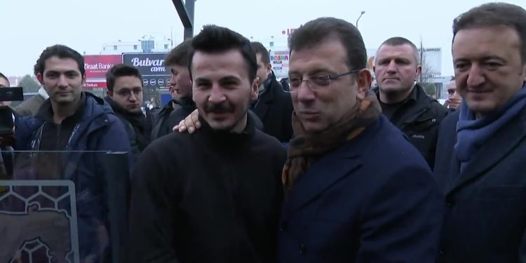 İmamoğlu gençlerle bir araya geldi: 'Okul öncesi eğitim eksikliğiyle hayata geriden başlıyoruz'