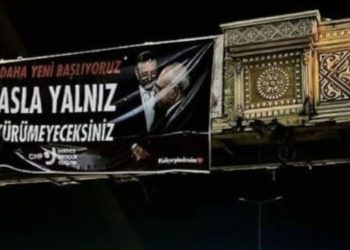 İmamoğlu ve Kılıçdaroğlu afişi asan CHP'li başkana gözaltı