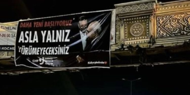 İmamoğlu ve Kılıçdaroğlu afişi asan CHP'li başkana gözaltı