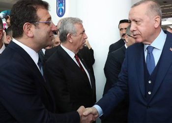 İstanbul Büyükşehir Belediye Başkanı Ekrem İmamoğlu’nu Cumhurbaşkanı ve AKP Genel Başkanı Recep Tayyip Erdoğan’a benzettiği yazısı gerekçe gösterilerek parti üyeliğinden çıkarılan Turgay Eminoğlu, karara itiraz etti. İtirazı değerlendiren mahkeme, ihraç kararının, toplantı yeter sayısı olmadan alındığına hükmettiği kararı iptal etti.