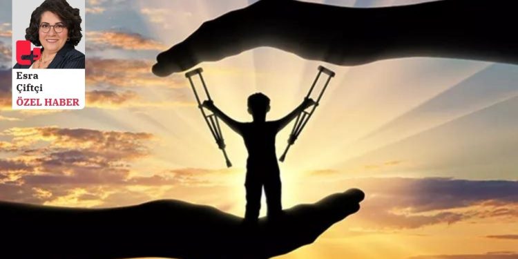 'İnsana zekası ve eğitimi kadar değer biçmek seçkinciliktir'