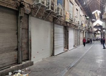 İran basını: Ahlak polisi Tahran dışındaki devriyeleri artırdı