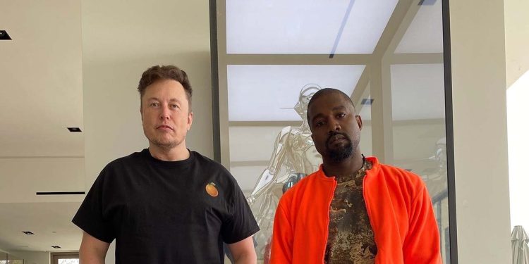 Irkçı paylaşımları nedeniyle rapçi Ye'nin Twitter hesabı tekrar askıya alındı