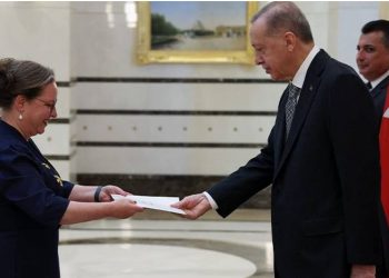 İsrail Büyükelçisi Lillian, Erdoğan'a güven mektubu sundu
