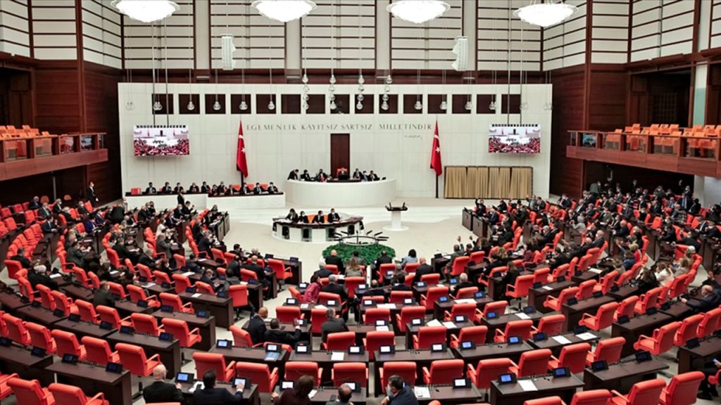 İşsizlik önergesi AKP ve MHP oylarıyla reddedildi