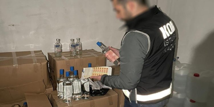 İstanbul'da 2022'de 100,5 ton sahte içki ele geçirildi