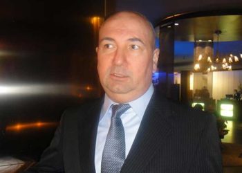 İsveç'te ifade özgürlüğü ödülü Kürt gazeteci Baksi'ye verildi