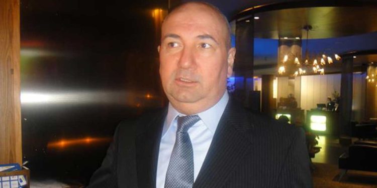 İsveç'te ifade özgürlüğü ödülü Kürt gazeteci Baksi'ye verildi