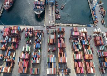 İthalat artışı ihracatı 7'ye katladı, dış açık yüzde 61 arttı