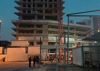 İzmir’de inşaattaki vinç koptu: 5 ölü