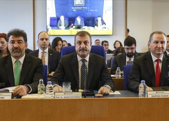 KKM maliyeti açıklanmadı, CHP, HDP ve İYİ Parti komisyonu terk etti