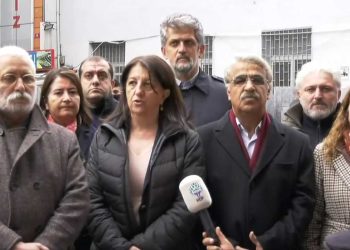 Kadıköy'de açıklama yapan HDP'li Buldan: Bu tokat Roboski halkına da atıldı
