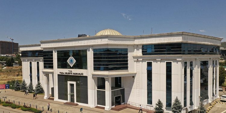 Kaftancıoğlu ve Kavuncu: Saat 12.00'de Tuzla Belediyesi önündeyiz